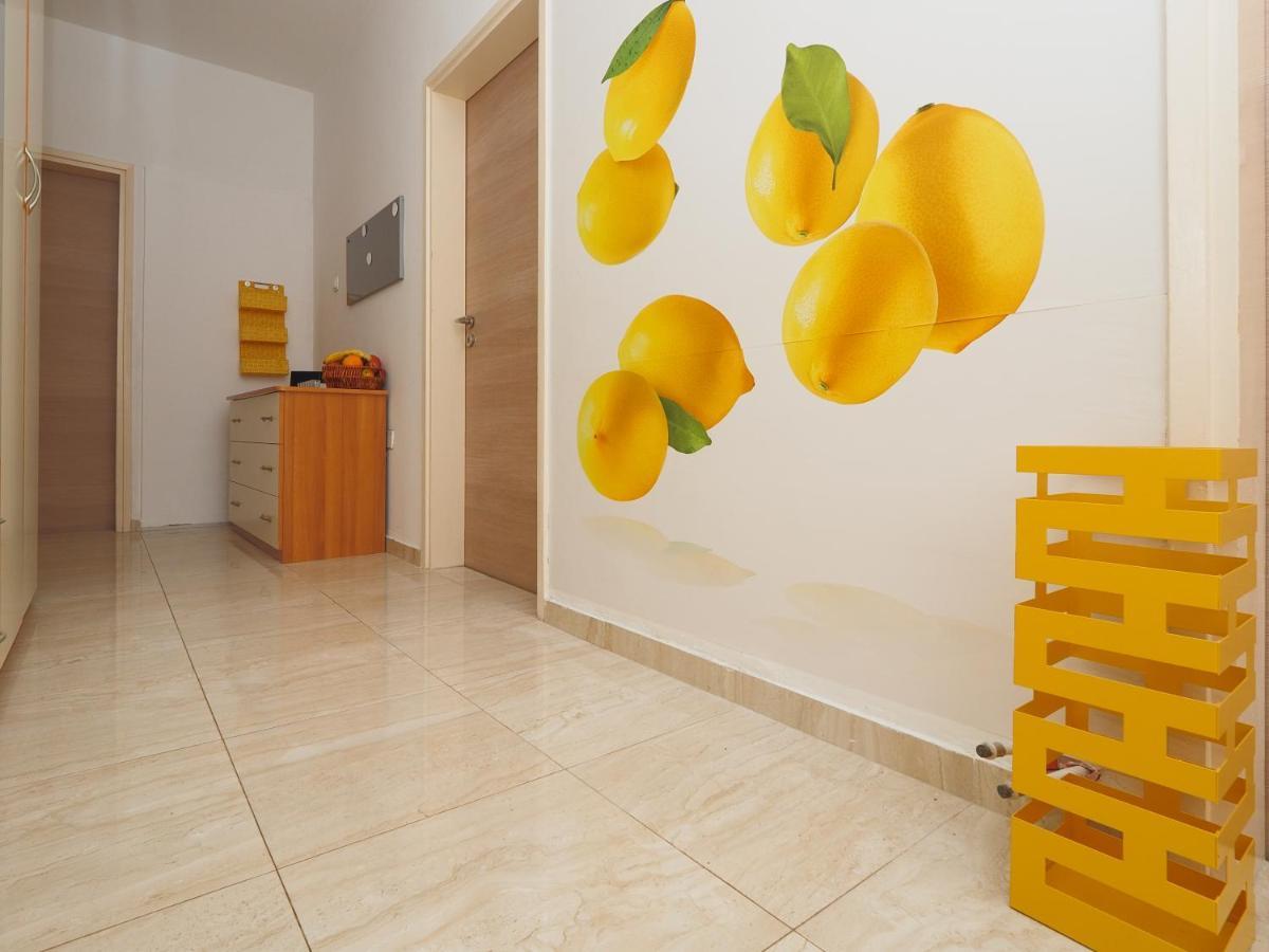 Beach Paradise Premium Apartment *