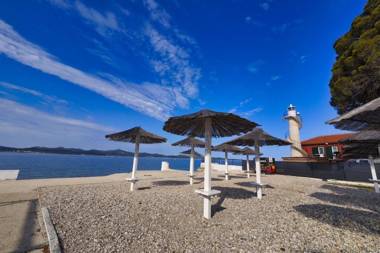Beach Paradise Premium Apartment *